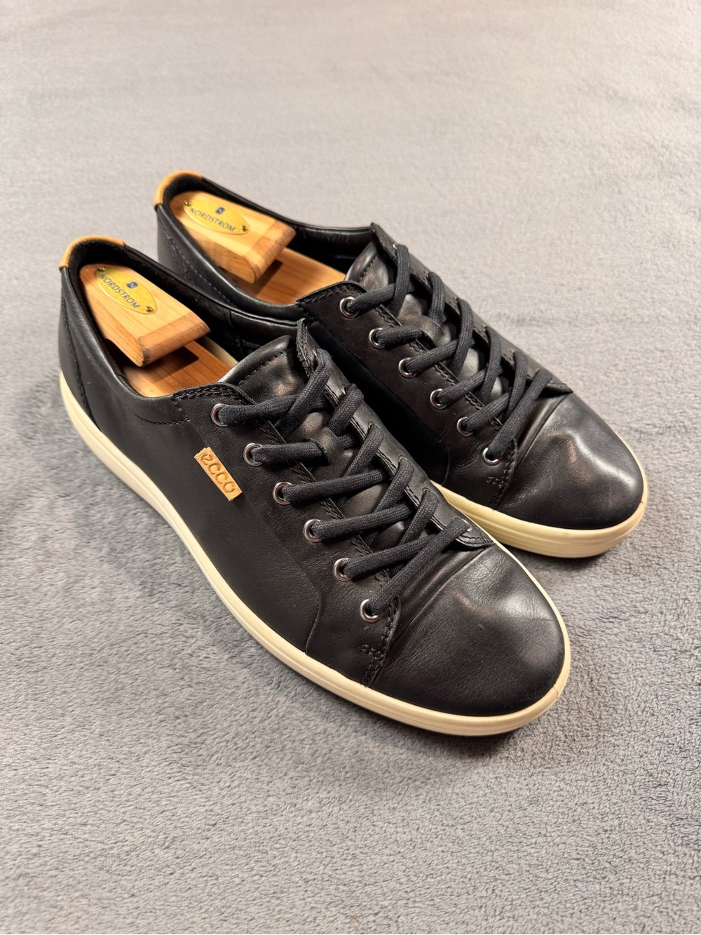 Ecco Soft 7 Men's Black Leather Low-Top Sneakers